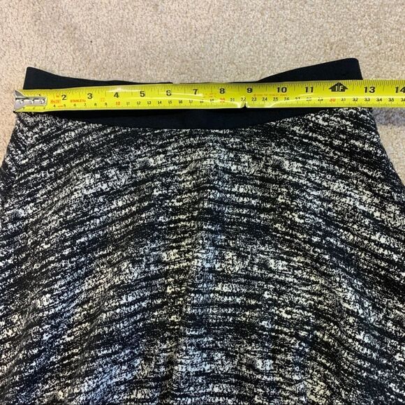 BANANA Republic NWOT black white circle skater skirt size 2 - Picture 9 of 12